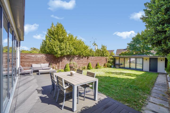 Luxury Family Home Elliot Road, Hendon